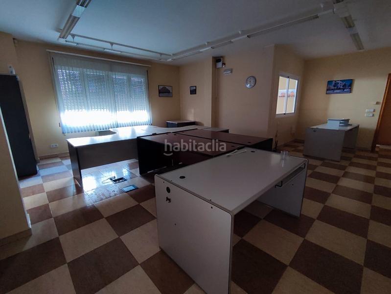 Foto e806c7c5-818a-4db5-8963-27264b3b876b. Capannone industriale con riscaldamento in Tomelloso