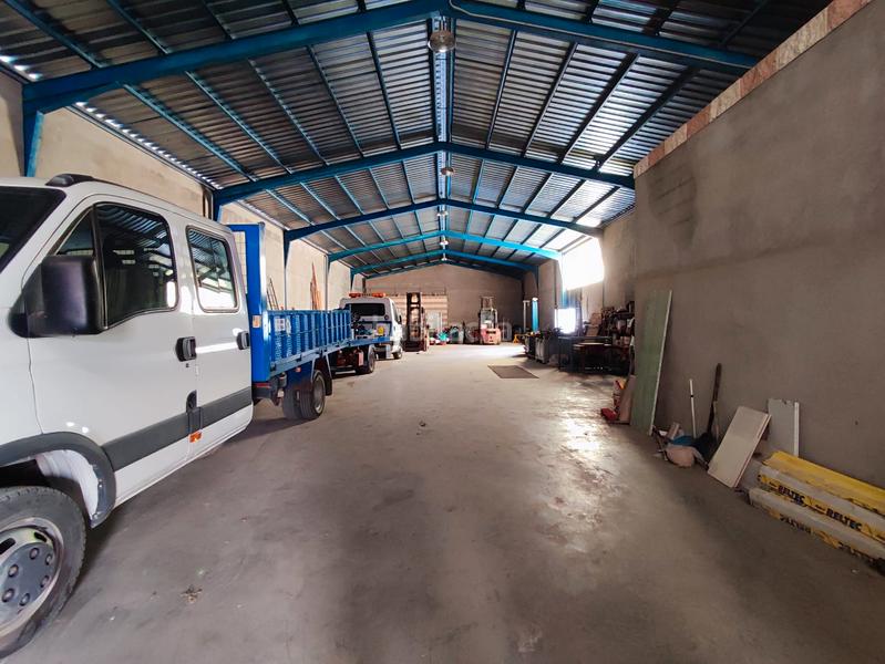 Foto 1d6f0b76-60eb-49a4-9426-67856d9d9472. Nau industrial amb calefacció a Tomelloso