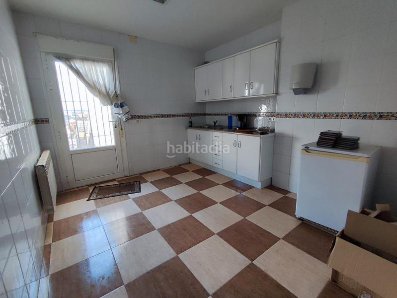 Foto 5604bfe9-7fd8-447c-ab52-052ebf58cca2. Nau industrial amb calefacció a Tomelloso