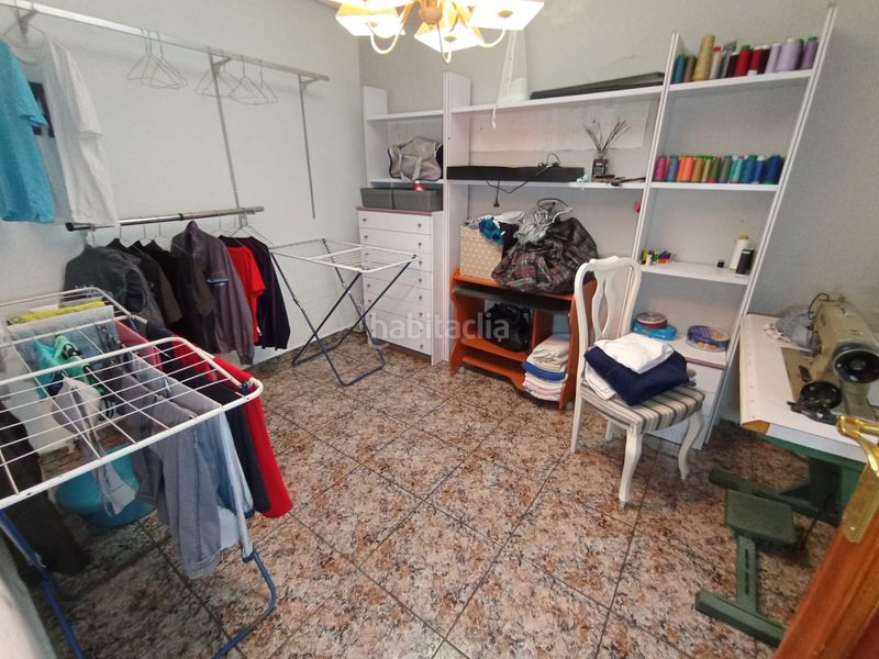 Foto f504f14f-e092-4fb9-bb12-fb5e8eccd415. Casa pareada en Tomelloso