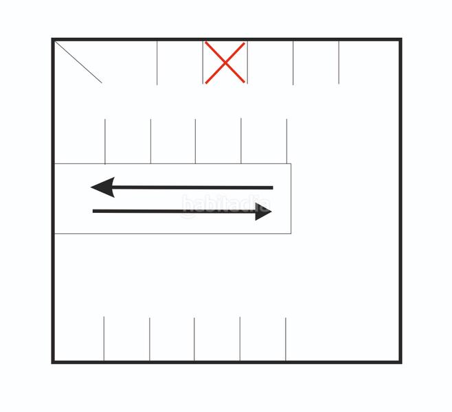 Foto 360b3e4d-7aa9-442e-868f-718effac8733. Parking voiture dans Tomelloso