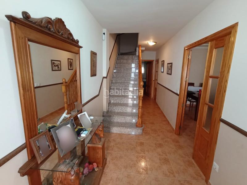 Foto 14c45e01-a606-4ac4-8418-0703d781f014. Semi detached house with heating parking in Tomelloso