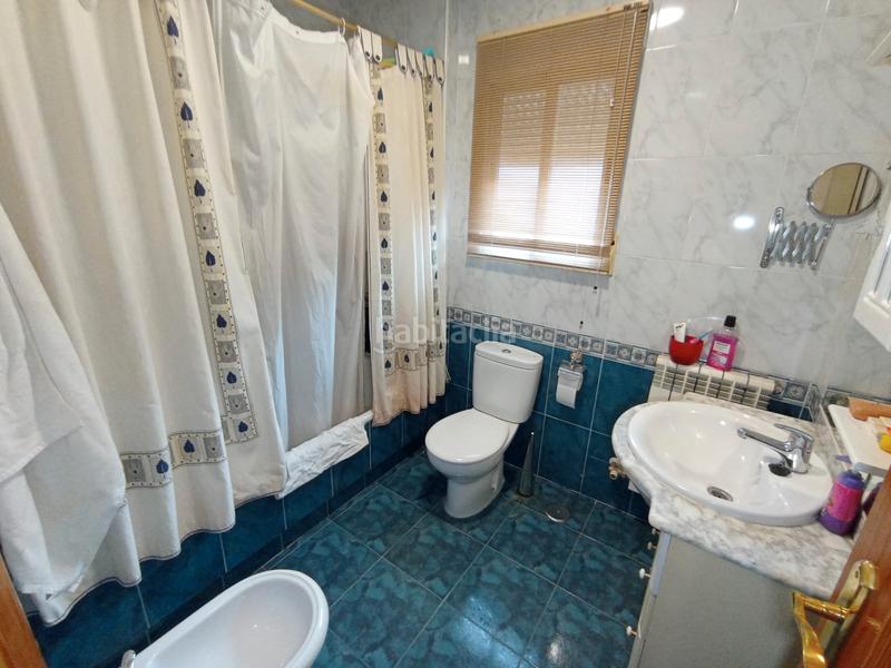 Foto 4f15dc8f-eca2-441c-897a-a93d670f6b66. Semi detached house with heating parking in Tomelloso