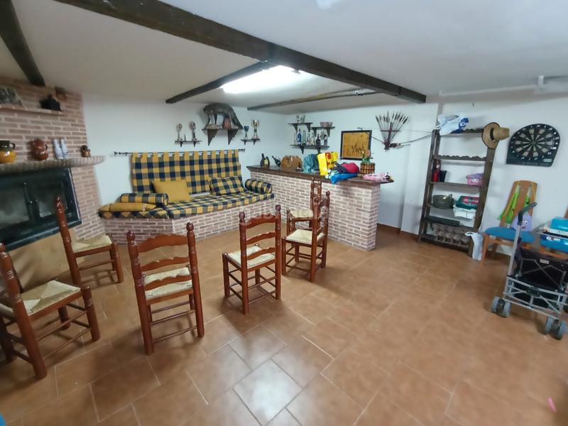 Foto 679e3a55-3da3-4a9e-aa8e-2f7ab47a809a. Semi detached house with heating parking in Tomelloso