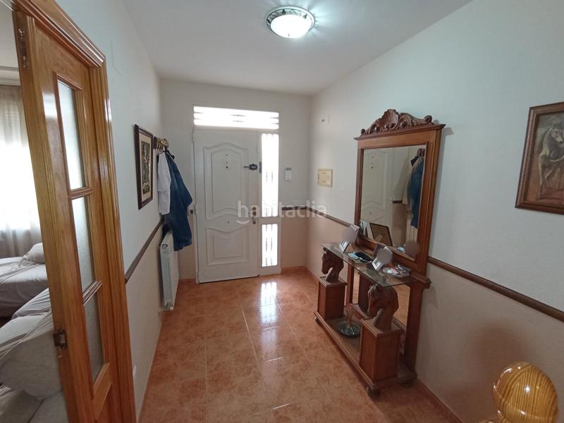 Foto 7d2818e5-f8ac-43dd-94cc-86a32959cce2. Semi detached house with heating parking in Tomelloso