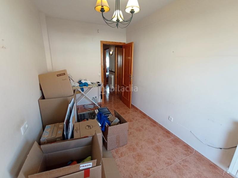 Foto beeb4ea6-74f5-49e2-a882-9d5813d7f655. Semi detached house with heating parking in Tomelloso