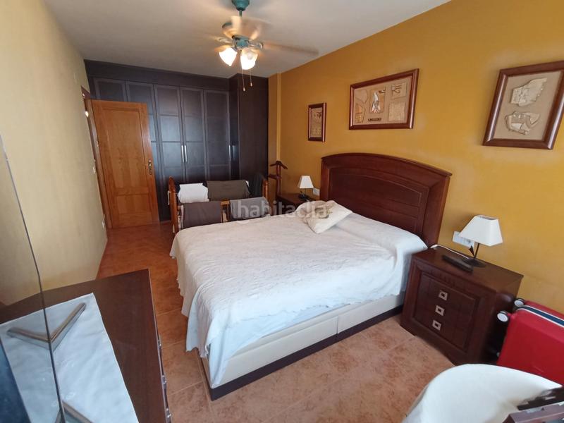 Foto d1e4c825-23c0-4b48-9fa7-f31fd495f57b. Semi detached house with heating parking in Tomelloso