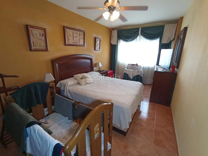 Foto d407a2c5-4d4c-450f-a360-e5ef4df0971a. Semi detached house with heating parking in Tomelloso