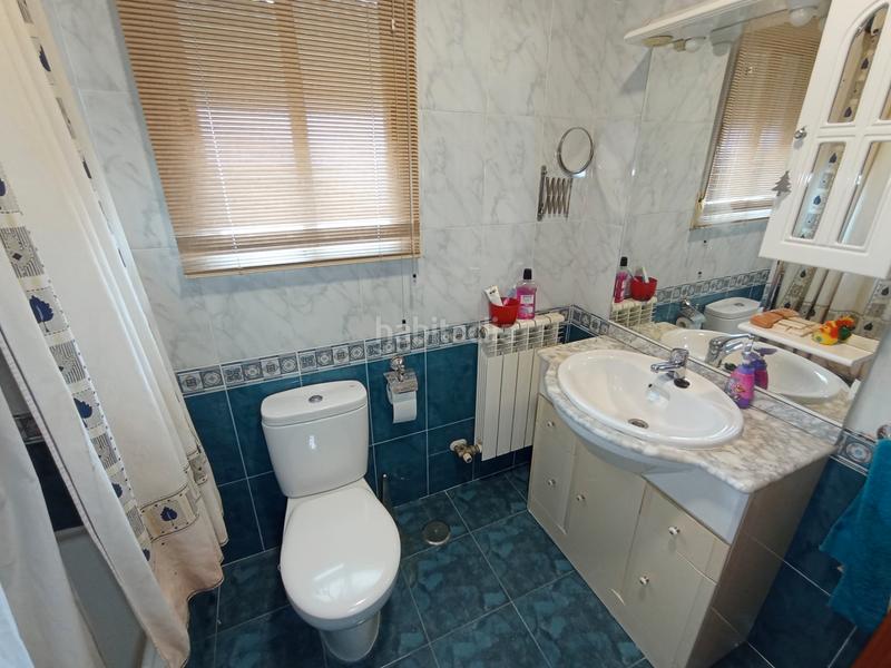 Foto f4e9e5e2-3825-457c-a177-1f9581b5da4c. Semi detached house with heating parking in Tomelloso