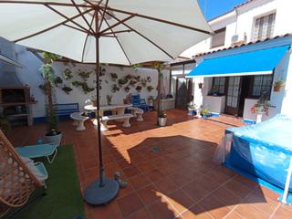 Casa aparellada  Calle maría del prado