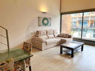 Location Appartement  Carrer de la creu roja. Dúplex en urbanización