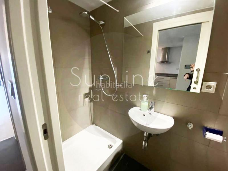 Foto 6177968f-191f-4823-b1e4-c9fe54360a11. Rent flat with pool in La Constitución-Canaleta Mislata