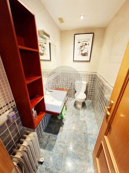 Foto 1bc2255b-d93d-4104-8506-31acd9baf473. Casa adossada amb aparcament a Aldaia