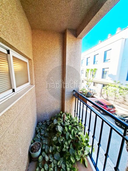 Foto 236bc2ea-a484-455d-b707-25546fad7c7f. Casa adossada amb aparcament a Aldaia