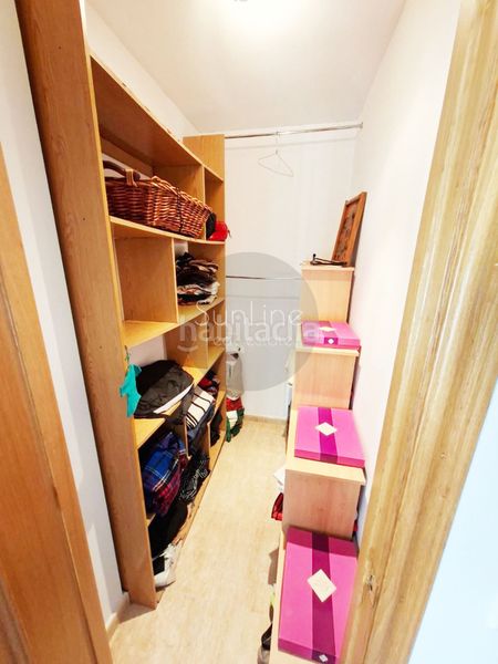 Foto 37bbef3c-34cd-40f5-85ab-b28a58d978fc. Casa adossada amb aparcament a Aldaia