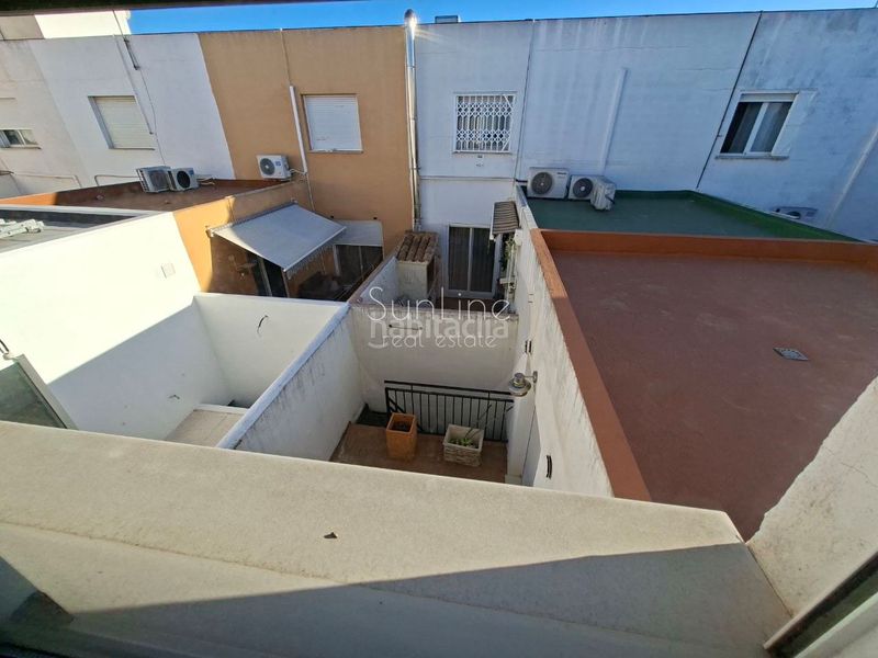 Foto 5394af24-38d4-4913-b454-7f4868610f25. Casa adossada amb aparcament a Aldaia