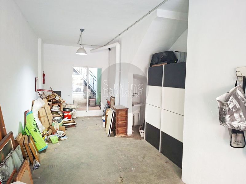 Foto a806a88b-66bc-4aee-8eb2-ab31aae1516e. Casa adossada amb aparcament a Aldaia