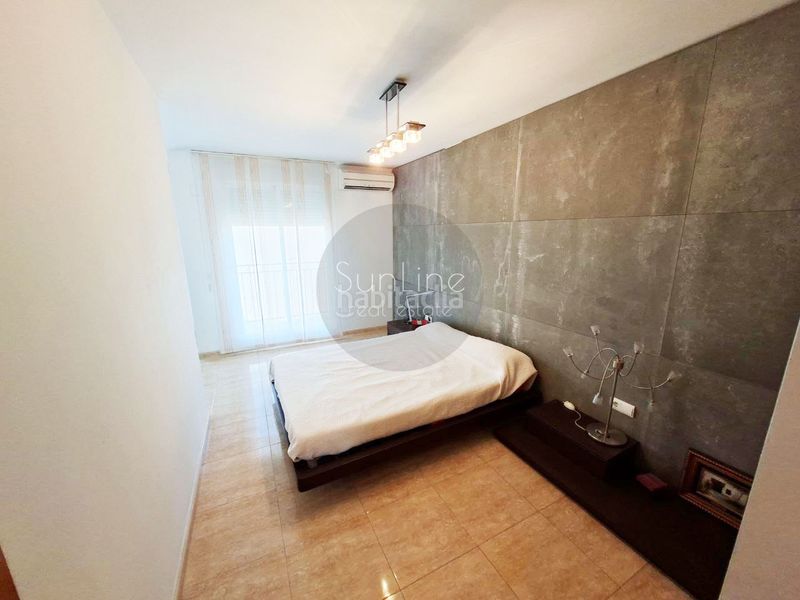 Foto db315d0b-6393-40d6-a105-b56c184a6a81. Casa adossada amb aparcament a Aldaia