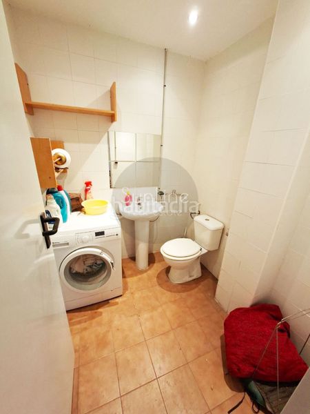 Foto eda4d236-901b-4064-9fae-5bba7b2ca245. Casa adossada amb aparcament a Aldaia