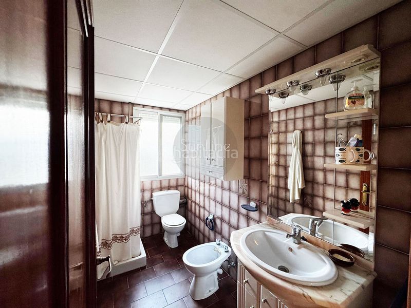 Foto 072bc46a-5963-4bf1-87a0-77aa1bbaf4a1. Chalet venta de impresionante villa de 9 dormitorios en una zona prestigiosa. en Chiva