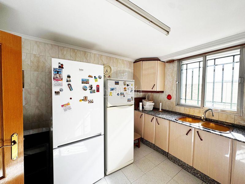 Foto 943eef7c-95f0-44a1-a5b2-1dfc9fbb8d5a. Chalet venta de impresionante villa de 9 dormitorios en una zona prestigiosa. en Chiva