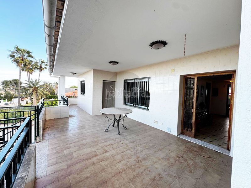 Foto da0a3c2f-97e2-4db9-8ad2-12b1dff54a20. Chalet venta de impresionante villa de 9 dormitorios en una zona prestigiosa. en Chiva