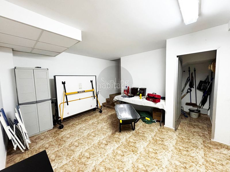 Foto dbf19fa9-45ea-4337-b3af-eb27ca701d39. Chalet venta de impresionante villa de 9 dormitorios en una zona prestigiosa. en Chiva