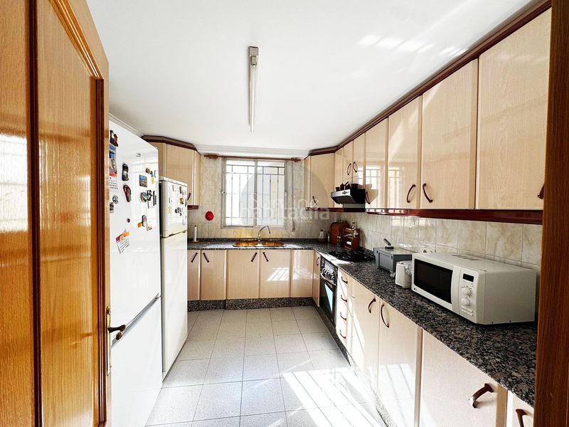 Foto ecb2be5a-ddd9-4cbc-8123-2201a3bd2422. Chalet venta de impresionante villa de 9 dormitorios en una zona prestigiosa. en Chiva