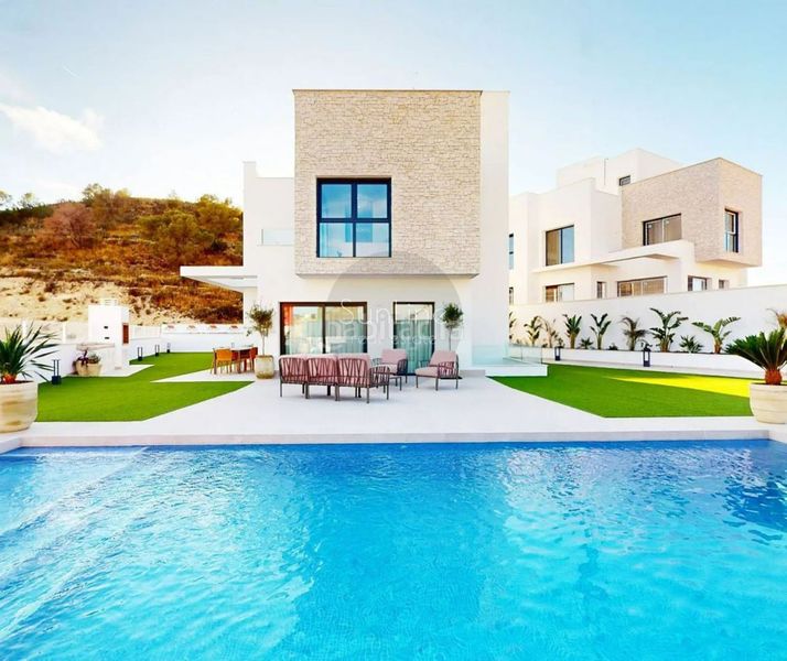 Foto 7b53dc90-2710-45d0-82b5-35c104506961. Casa se venden exclusivas villas modernas de clase premium en Finestrat