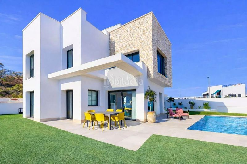 Foto c517e26f-7823-45dc-b4cb-c762c971dc60. Casa se venden exclusivas villas modernas de clase premium en Finestrat