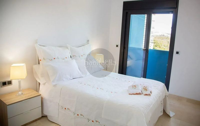 Foto be0b58c5-8440-48fd-ac37-0ed2ec5994e5. Pis amb aparcament piscina a Playa Poniente Benidorm