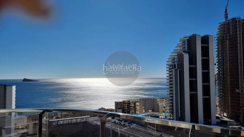 Foto f653e454-9248-4bdc-abba-cbea3fd418c6. Pis amb aparcament piscina a Playa Poniente Benidorm