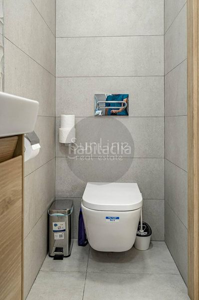 Foto 1cb10039-1b2e-4a86-a2d4-e536a107d06f. Pis a La Roqueta Valencia