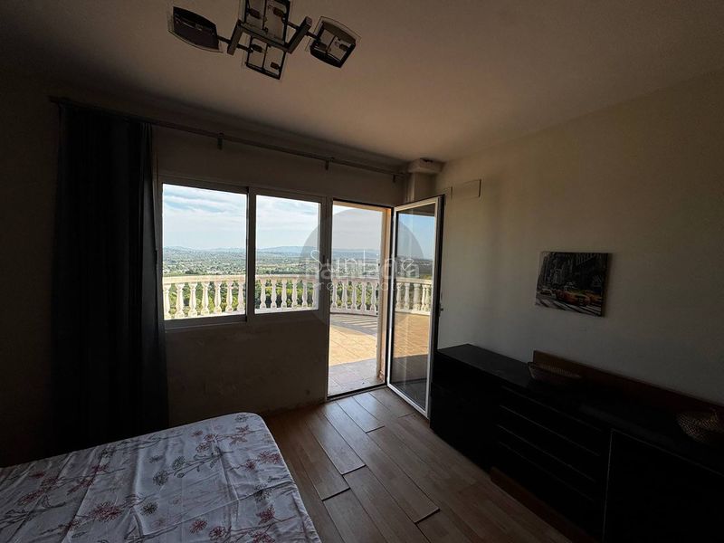Foto 6a888b0f-293e-4f94-9a86-8595ef5372d3. Casa amb aparcament a Cumbres de Calicanto Torrent