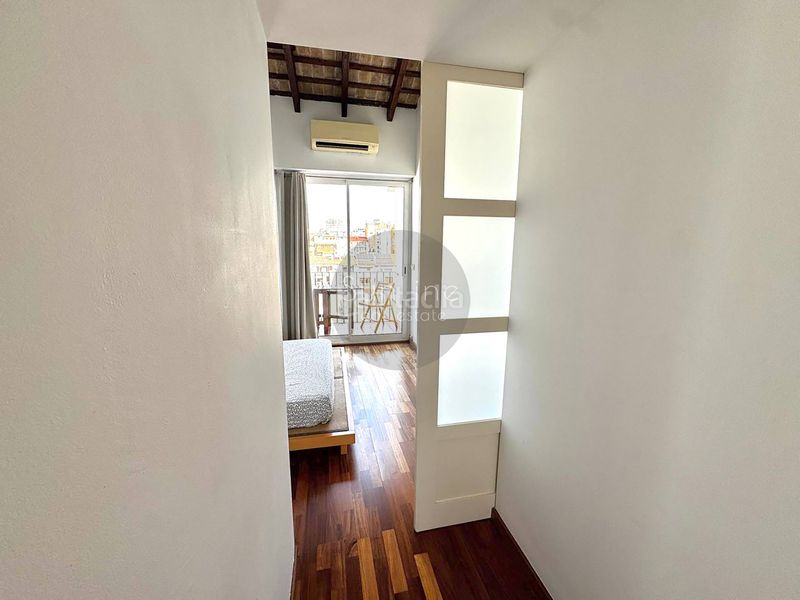 Foto 0a07d596-c7b3-4d68-a589-ef68d6379270. Àtic a Russafa Valencia