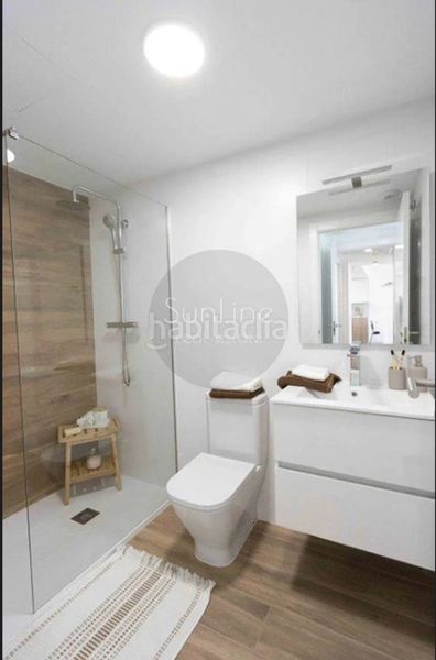 Foto e07d2fd2-5367-4aac-ad8d-d946eb40826e. Pis amb piscina a La Punta Valencia