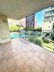 Lloguer Pis  Avinguda del mestre rodrigo. Alquiler de acogedor piso de 2 dormitorios con terraza, garaje y