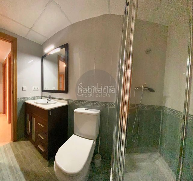 Foto 71c1b824-71a7-43bd-9df9-b5b07afe4ea9. Rent flat with parking pool in Trinitat Valencia