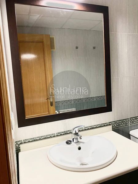 Foto 72fb99fe-0d3a-4708-8f77-90eb5b05a2f8. Rent flat with parking pool in Trinitat Valencia
