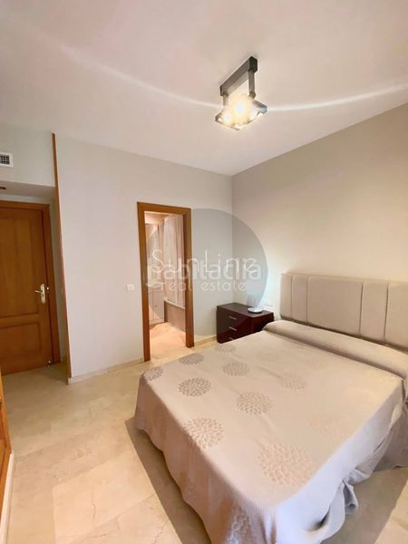 Foto 793cd68a-ab96-48a6-8bd1-c9b180842a0e. Rent flat with parking pool in Trinitat Valencia