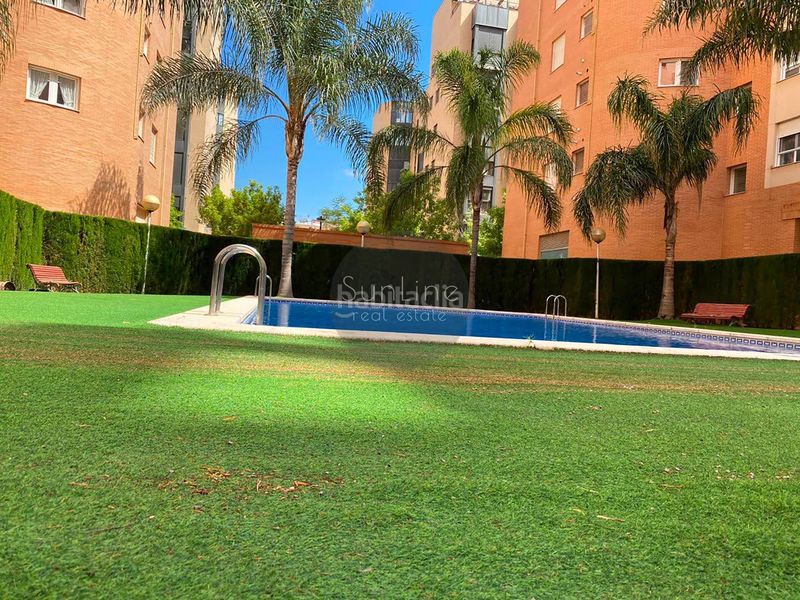 Foto bed6f75e-4f9b-4784-9333-d07d0ad54272. Rent flat with parking pool in Trinitat Valencia