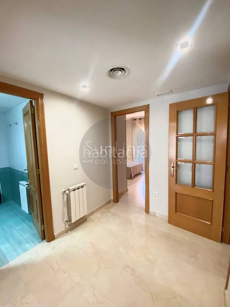Foto e555c5a0-1af4-4ee5-8abd-427f712dce7f. Rent flat with parking pool in Trinitat Valencia
