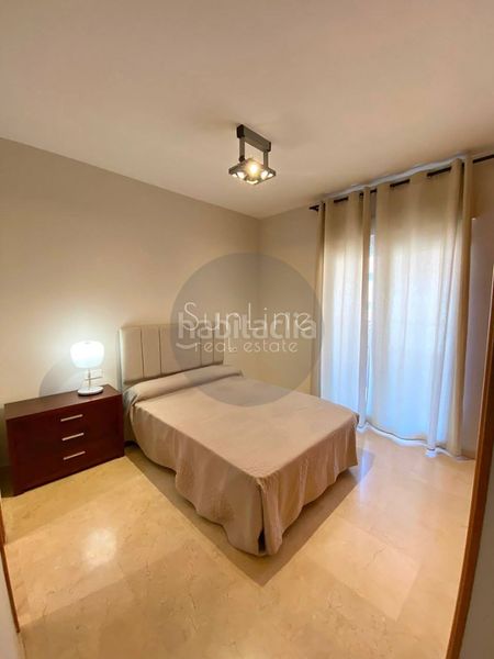 Foto e5729cfe-6591-4f61-987c-ab62a4549dde. Rent flat with parking pool in Trinitat Valencia