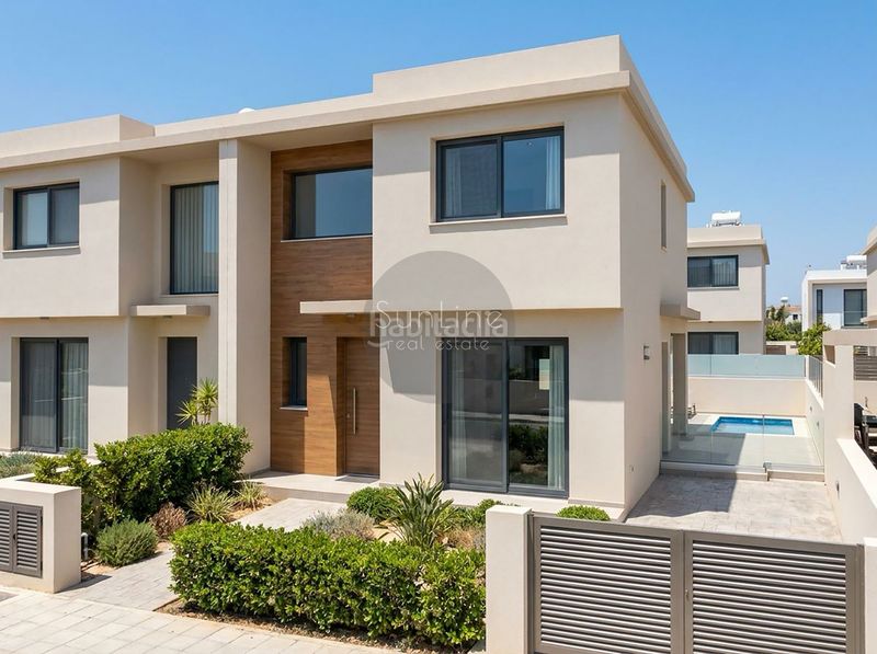 Foto d3350fe9-5284-4d3a-b934-0c5239235677. Casa amb piscina a La Veleta Torrevieja