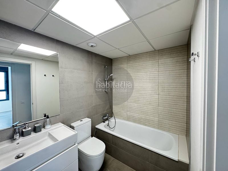 Foto 2b855157-75c5-41da-a8f7-b981c0d227b6. Rent flat with parking pool in La Punta Valencia