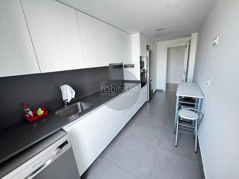 Foto 8d762e40-326d-4612-b1bd-b3ab25376205. Rent flat with parking pool in La Punta Valencia