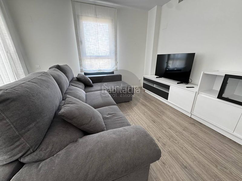 Foto d59f5b34-b2f2-4046-9f79-3e1dba6819fc. Rent flat with parking pool in La Punta Valencia