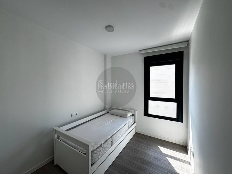 Foto e4809f9c-a40f-421e-870e-e883528087f5. Rent flat with parking pool in La Punta Valencia