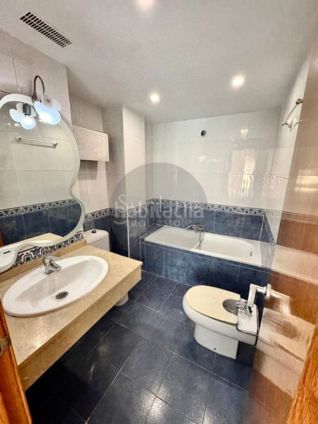 Foto 97fc166e-aae2-46c7-9488-afe89b465008. Rent flat with parking in Sant Pau Valencia