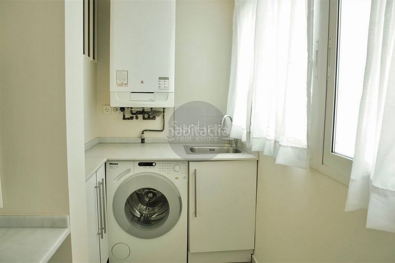 Foto a1c37c99-cf24-448e-9b98-029fa7e73290. Rent flat with parking in Exposició Valencia